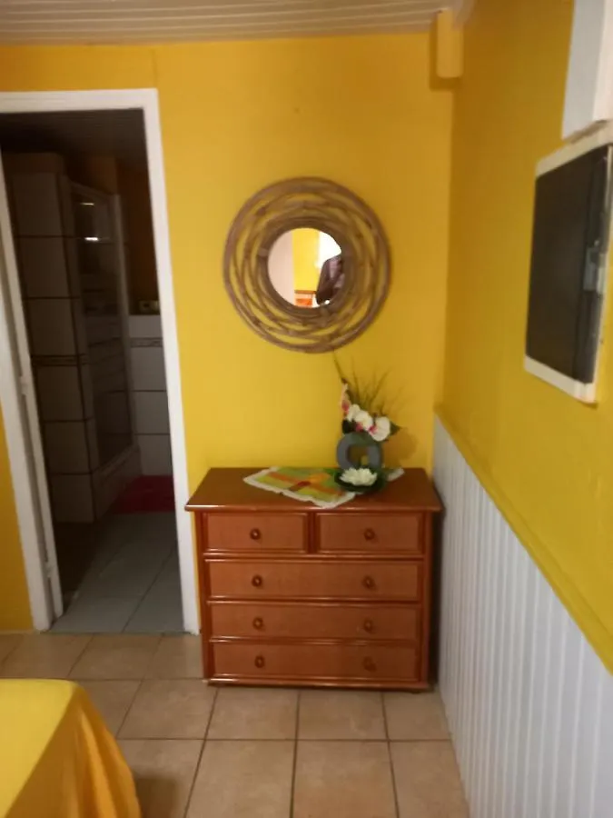 דירה סנטה-אנה Petit Appartement Cosy Pres Des Plages מרטיניק